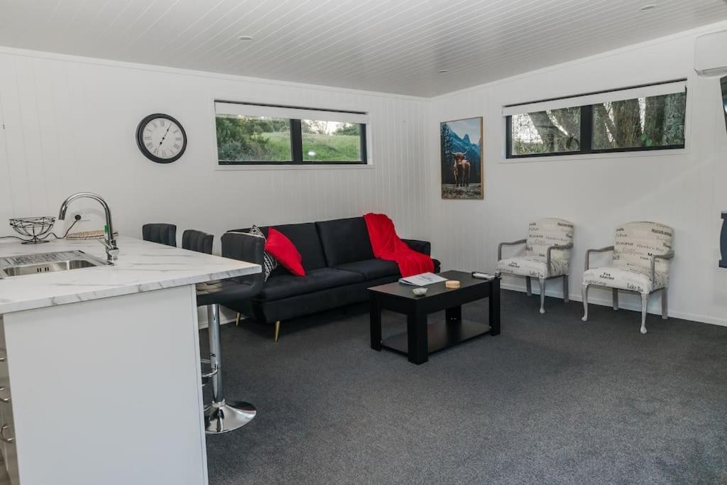 Bombay Hills Modern Retreat Lägenhet Auckland Exteriör bild