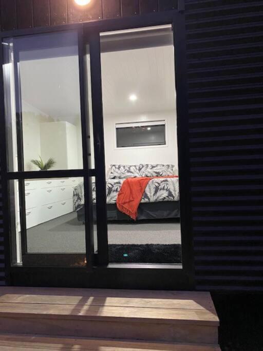 Bombay Hills Modern Retreat Lägenhet Auckland Exteriör bild