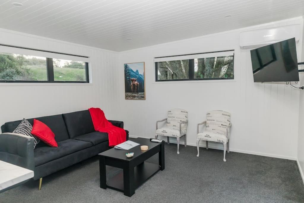 Bombay Hills Modern Retreat Lägenhet Auckland Exteriör bild